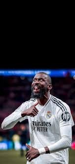 拜仁跟队：金玟哉因跟腱问题缺席，预计将在欧冠