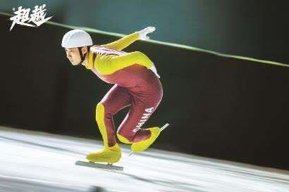 罗马诺：西蒙斯预计缺席莱比锡今日比赛，他已决定转投切尔西